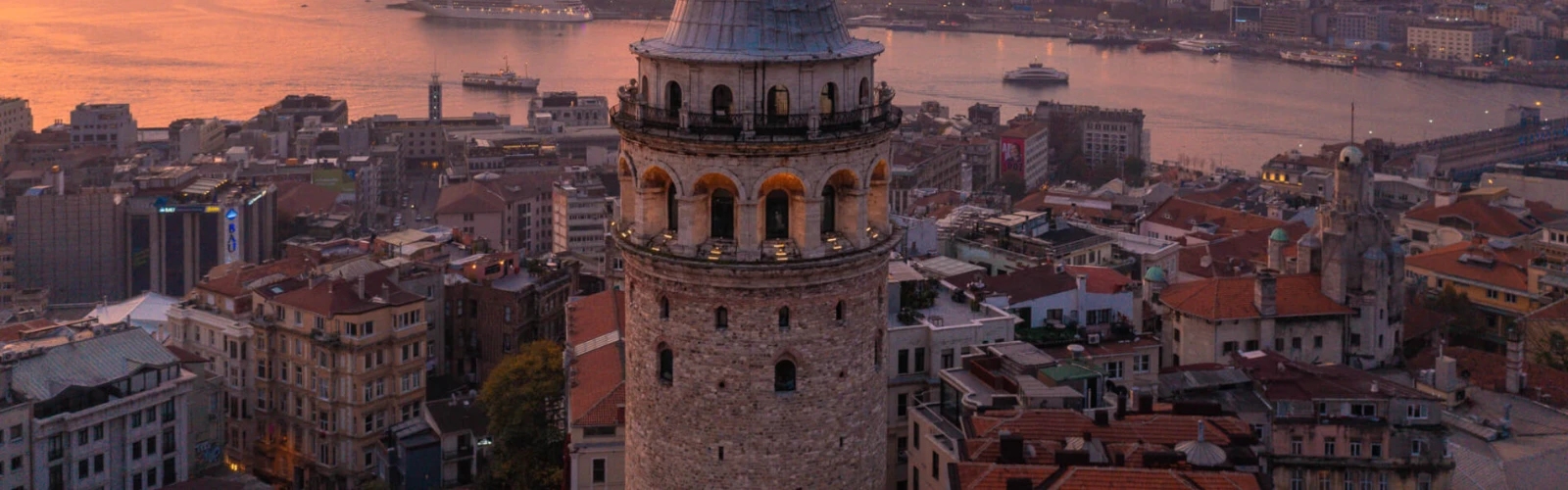 Best Walking Routes for Scenic Views in Istanbul