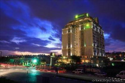 Holiday Inn Istanbul Airport Hotel - image 2