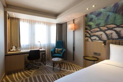 DoubleTree by Hilton Istanbul - Sirkeci - image 6