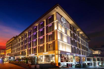 DoubleTree By Hilton Istanbul - Old Town - image 1