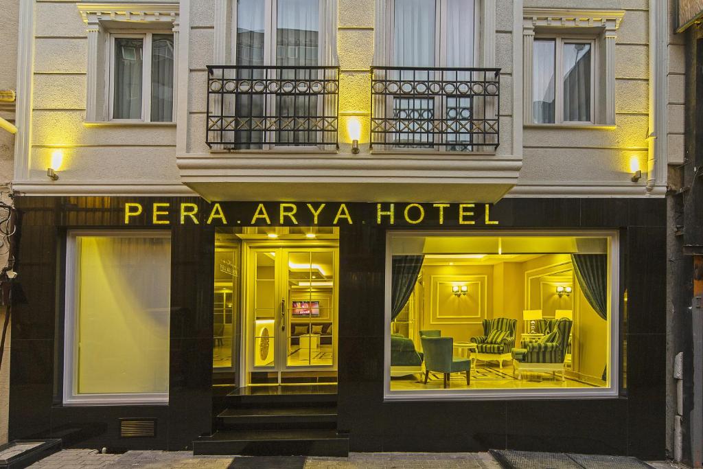 Pera Arya Hotel - main image