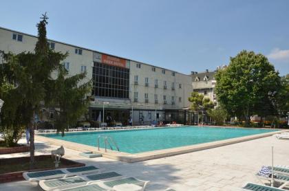 Florya Park Hotel - image 1