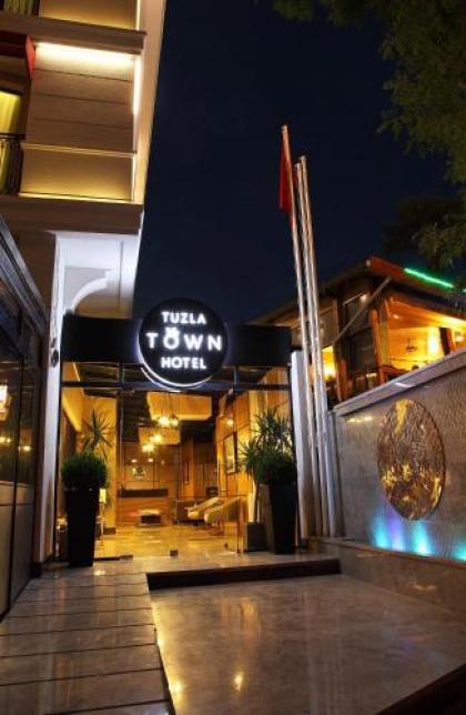 Tuzla Town Hotel - image 2