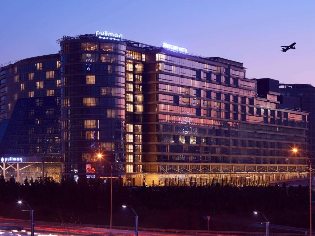 Mercure Istanbul West Hotel & Convention Center - main image