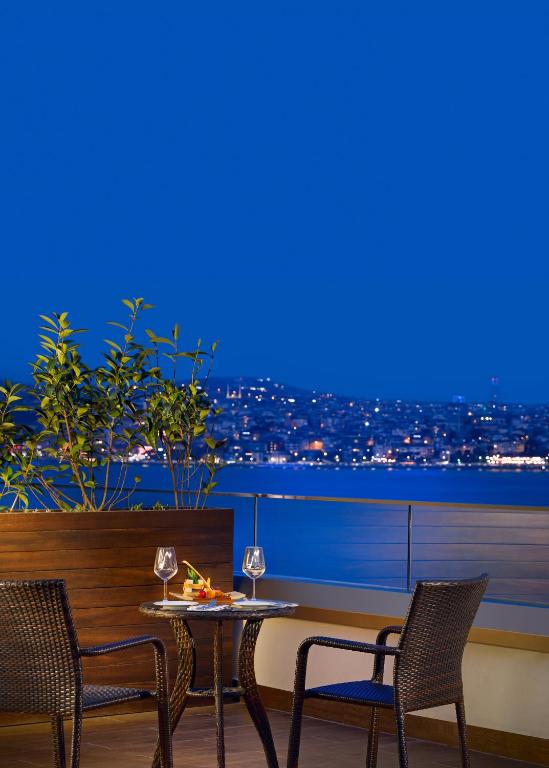 Port Bosphorus - image 3