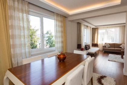 Stunning Duplex 4BR Home with Bosphorus View - image 7