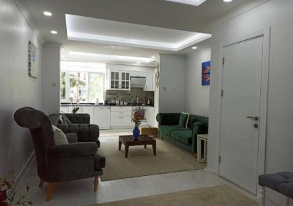 Two Bedroom Nature House with Garden in Kadikoy Istanbul