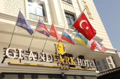 Otel Grand Lark İstanbul - image 16