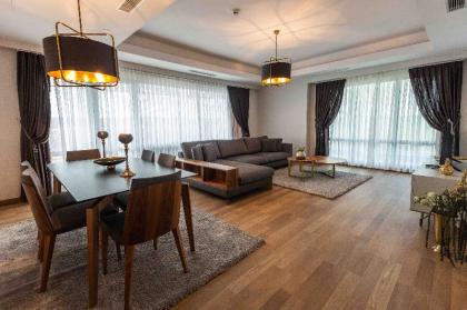 Maslak Aparts / 4 Bedroom Suite in Istanbul