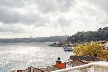 Triplex House With Amazing View 2 BR - image 6