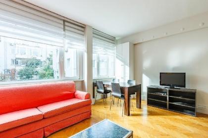 Two BR Apartment with View  in Beyoglu - image 2