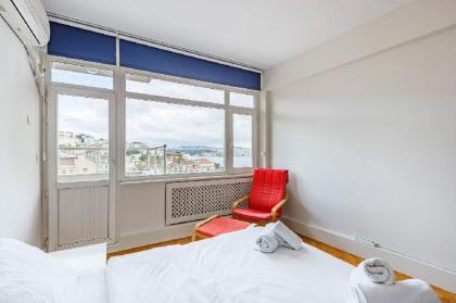 Two BR Apartment with View  in Beyoglu - image 5