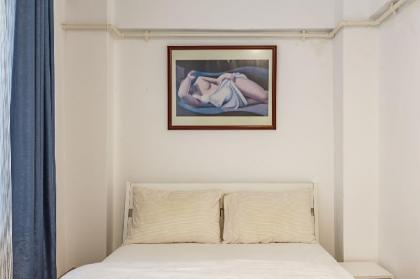 Two BR Apartment in the Heart of Kadikoy - image 18