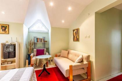 Cozy 1BR Apartment In The Heart of Vibrant Kadikoy - image 12