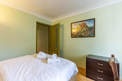 Cozy 1BR Apartment In The Heart of Vibrant Kadikoy - image 6