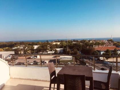 Luxury apartment with Florya and sea view. - image 1