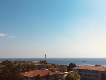 Luxury apartment with Florya and sea view. - image 5