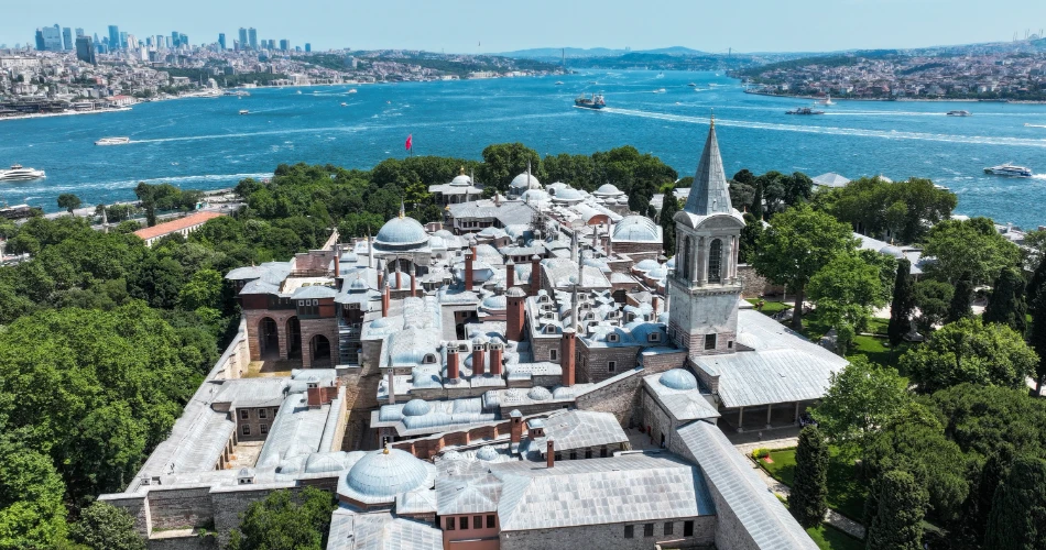 A Comprehensive Travel Guide to Istanbul, Turkey