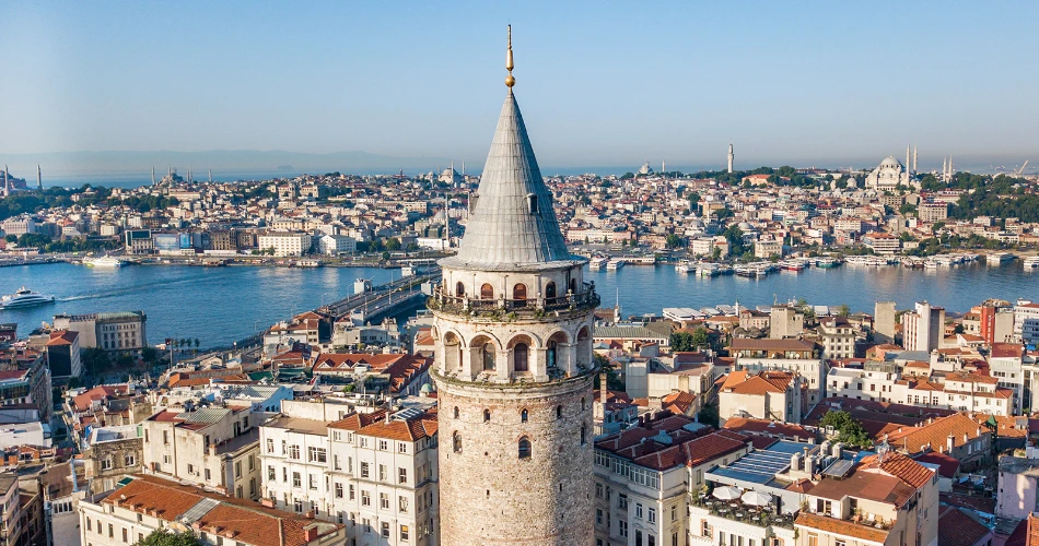 A Comprehensive Travel Guide to Istanbul, Turkey