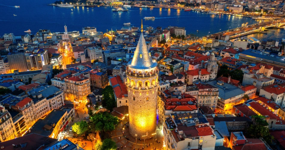 A Comprehensive Travel Guide to Istanbul, Turkey