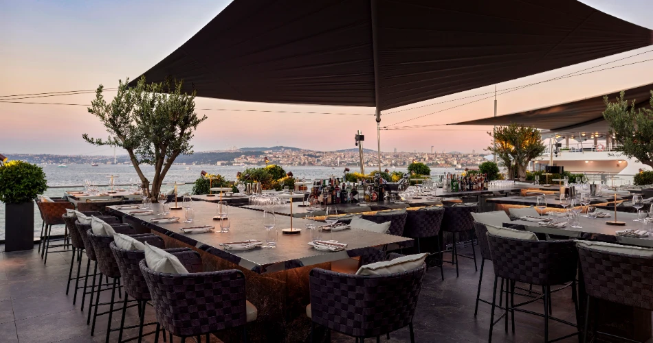 Nights in Istanbul: Bars, Food, and Fun You Can’t Miss