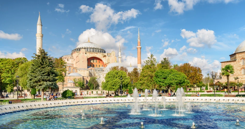 10 Most Romantic Spots in Istanbul for Couples