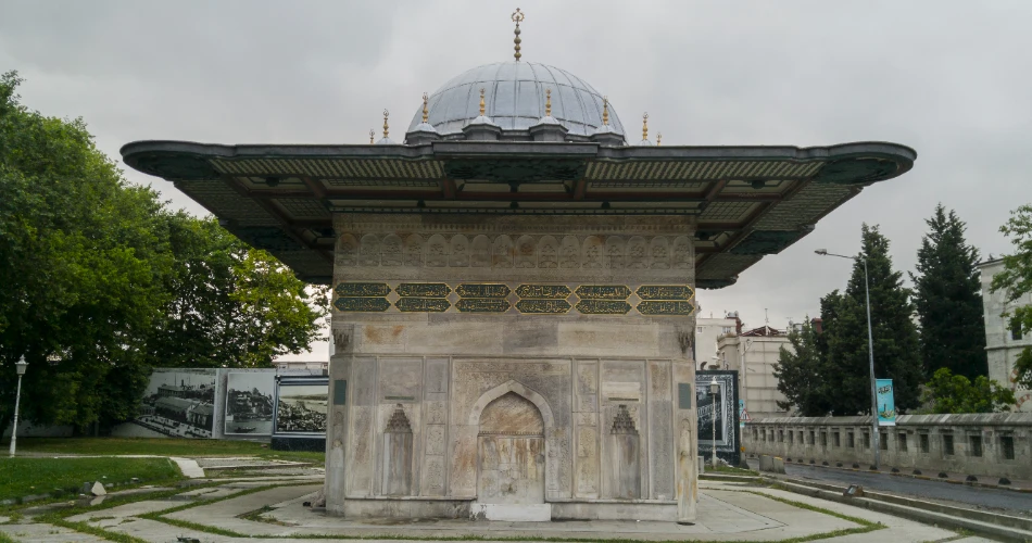 7 of Istanbul's Fascinating Fountains