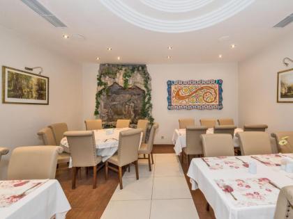 Green Anka Hotel - image 12
