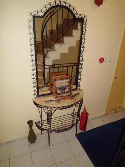 Guest House - Grandma's House - image 29