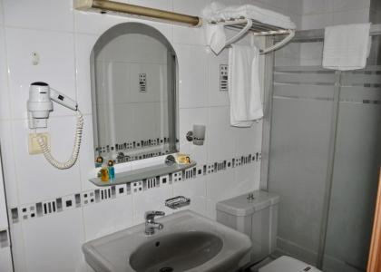 Grand Reis Hotel - image 26