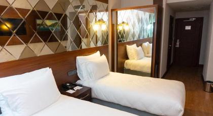 Trass Hotel - image 26
