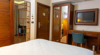 Trass Hotel - image 27