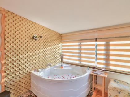 Mints Hotel 16 - image 30