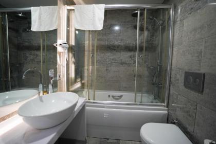 Time Hotel Mecidiyekoy - image 24
