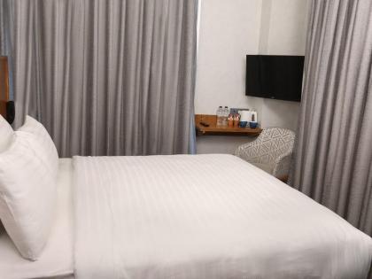 Discovery Hotel - image 29