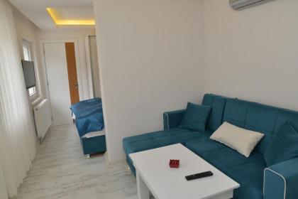 Deep Hotel - image 25