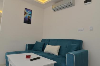 Deep Hotel - image 26
