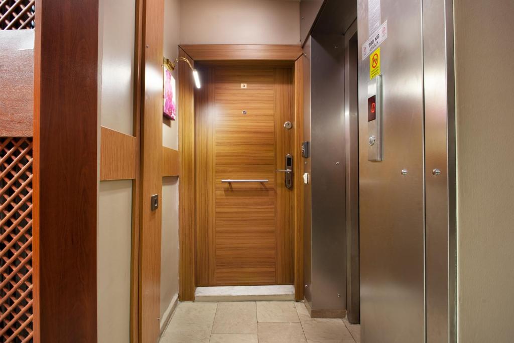 Blueway Hotel Residence - image 4