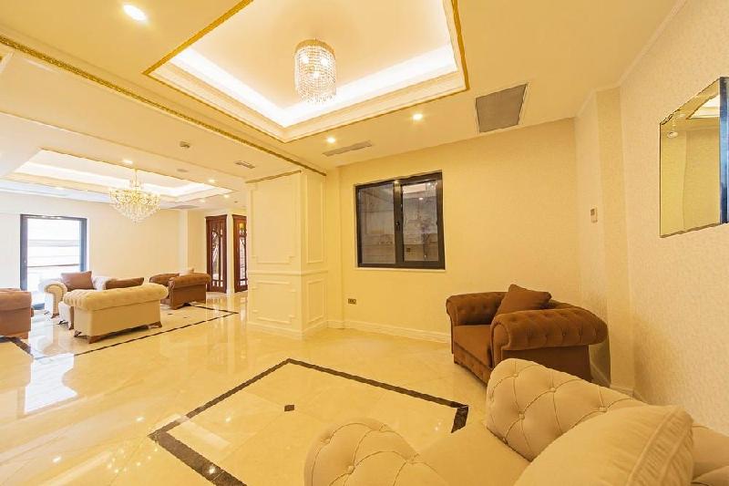 Grand Naki Hotel - image 3