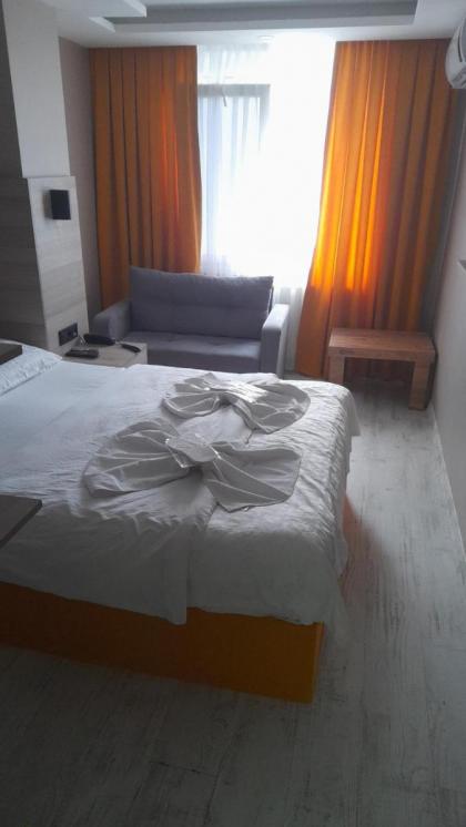 Moon Hotel Şirinevler - image 22