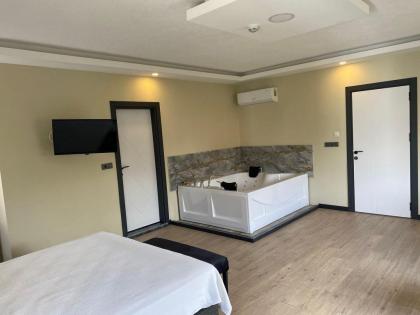 Agva Capella Hotel - image 23