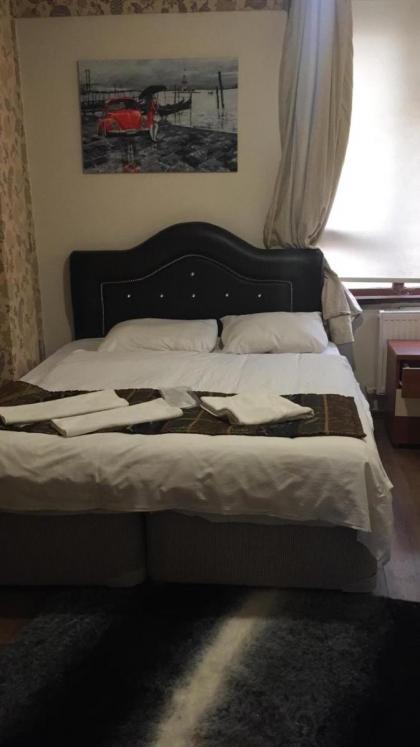 Divan Wooden Guesthouse - image 21