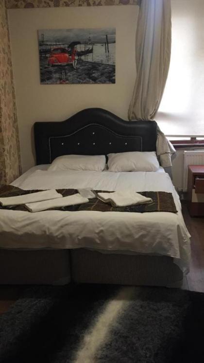 Divan Wooden Guesthouse - image 27