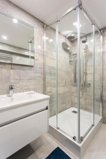 Amazing Triplex Apartment By Deniz Suites - image 29