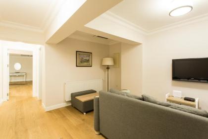 Amazing Triplex Apartment By Deniz Suites - image 30