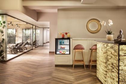 Delta Hotels By Marriott Istanbul Halic - image 14