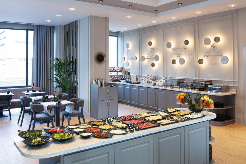 Delta Hotels By Marriott Istanbul Halic - image 3