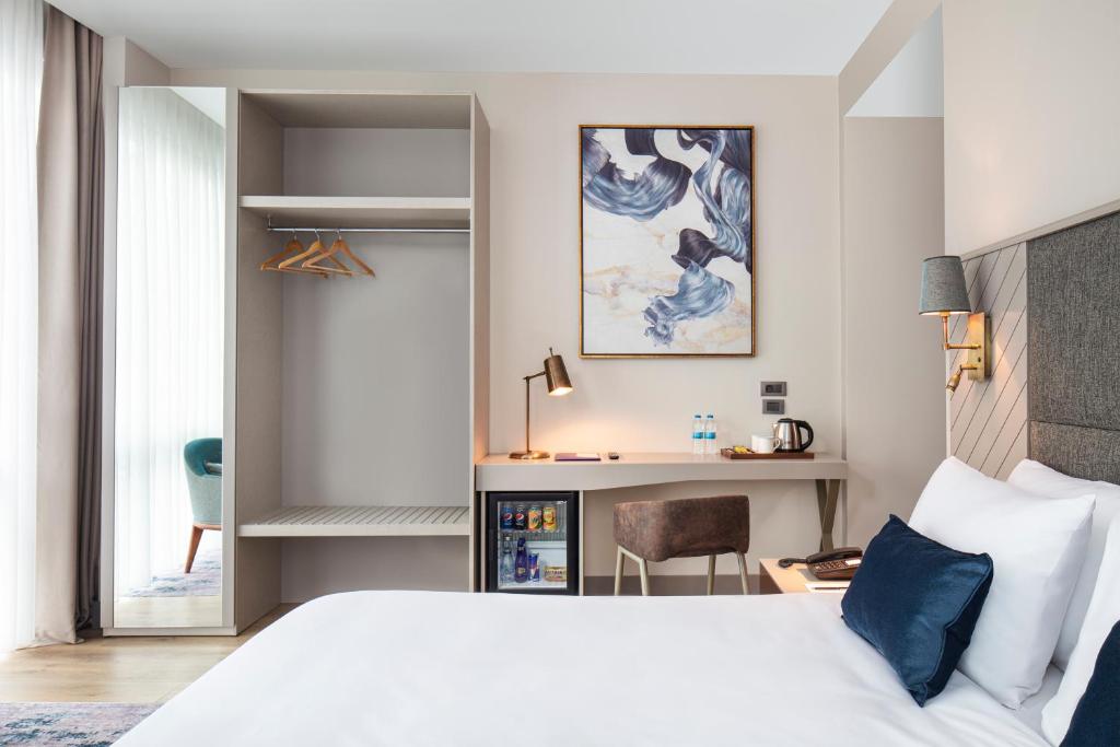 Delta Hotels By Marriott Istanbul Halic - image 6