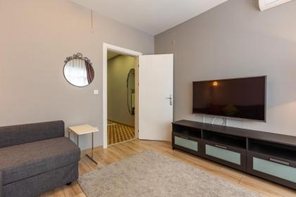 Oval Flats Old City - image 25