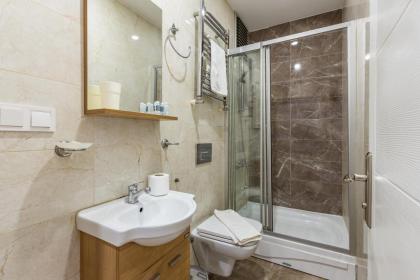 Oval Flats Old City - image 29